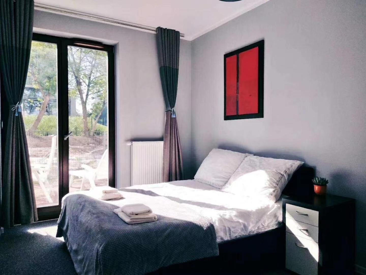 Airport Comfy Guest Home Varsovia Exterior foto